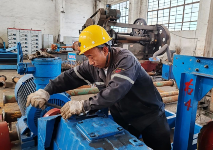 當(dāng)中秋遇上國(guó)慶，軟木顆粒廠家用勞動(dòng)書寫祝福